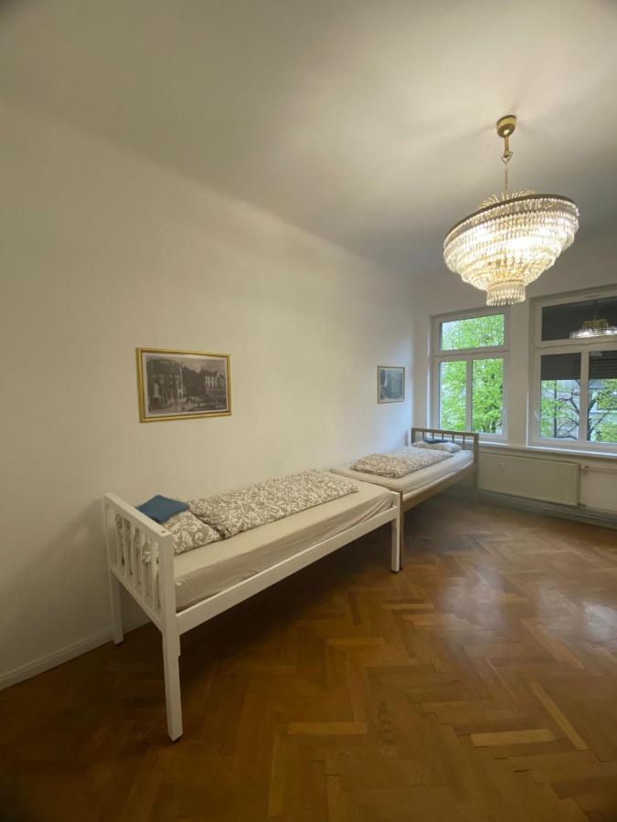 Rooms Miklosiceva Ljubljana Buitenkant foto