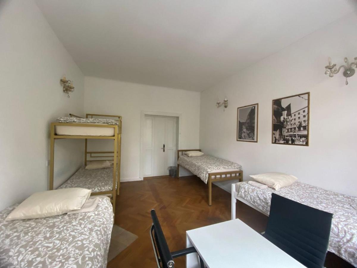 Rooms Miklosiceva Ljubljana Buitenkant foto