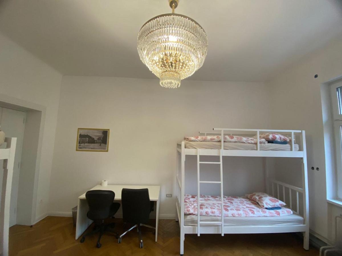 Rooms Miklosiceva Ljubljana Buitenkant foto