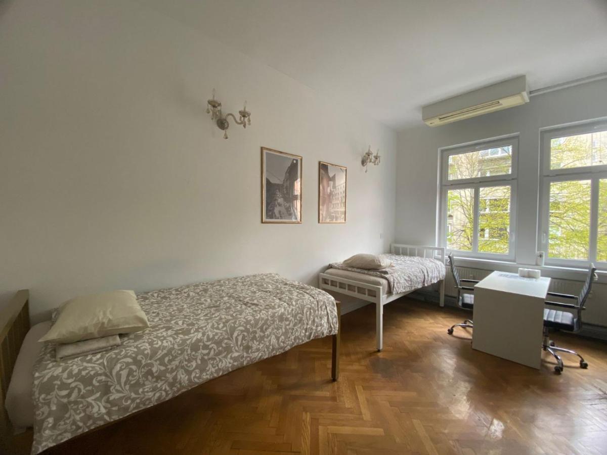 Rooms Miklosiceva Ljubljana Buitenkant foto