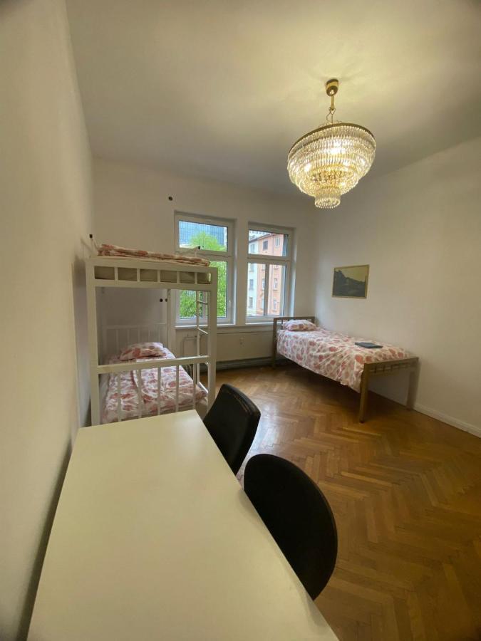 Rooms Miklosiceva Ljubljana Buitenkant foto