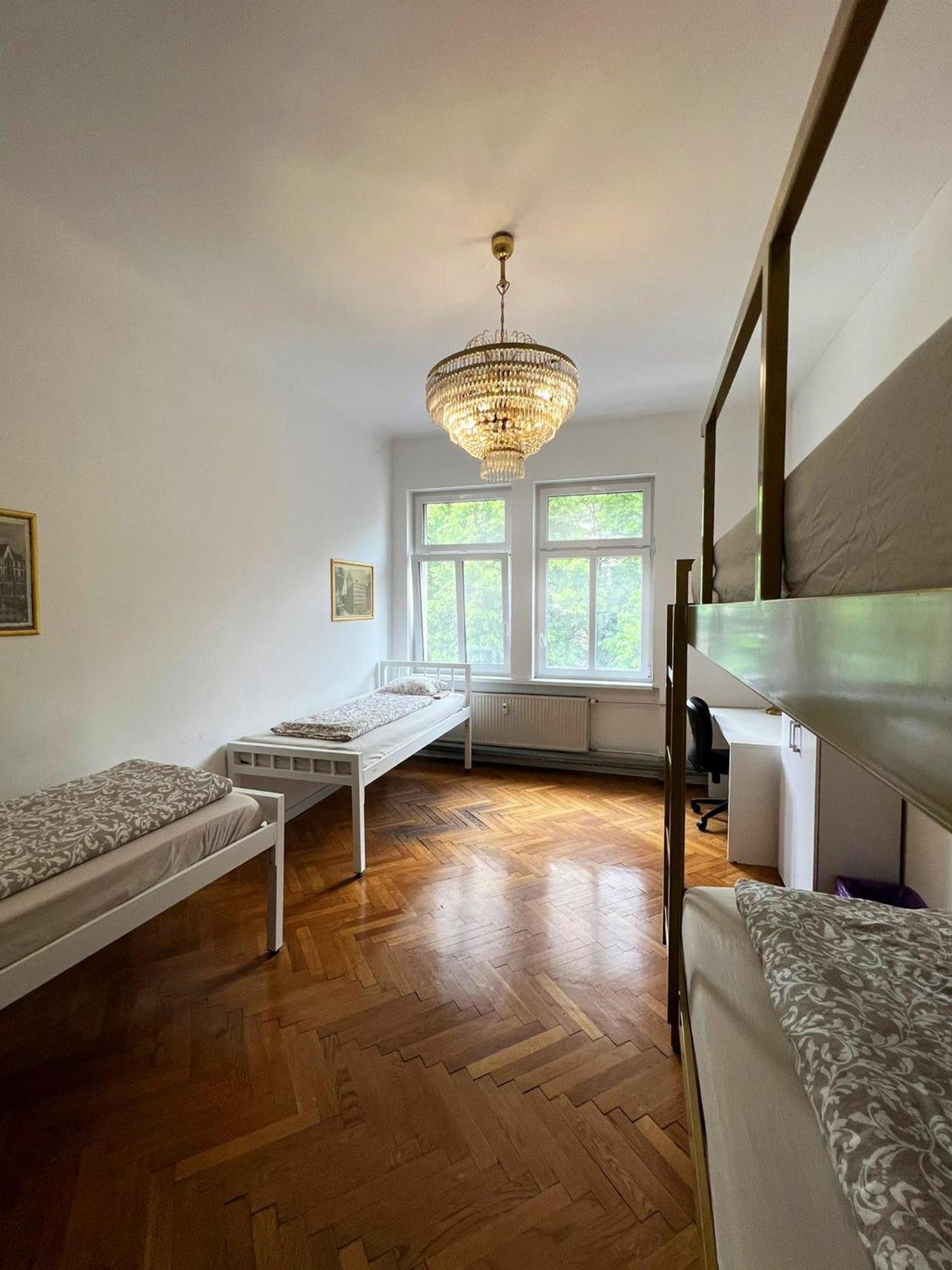 Rooms Miklosiceva Ljubljana Buitenkant foto