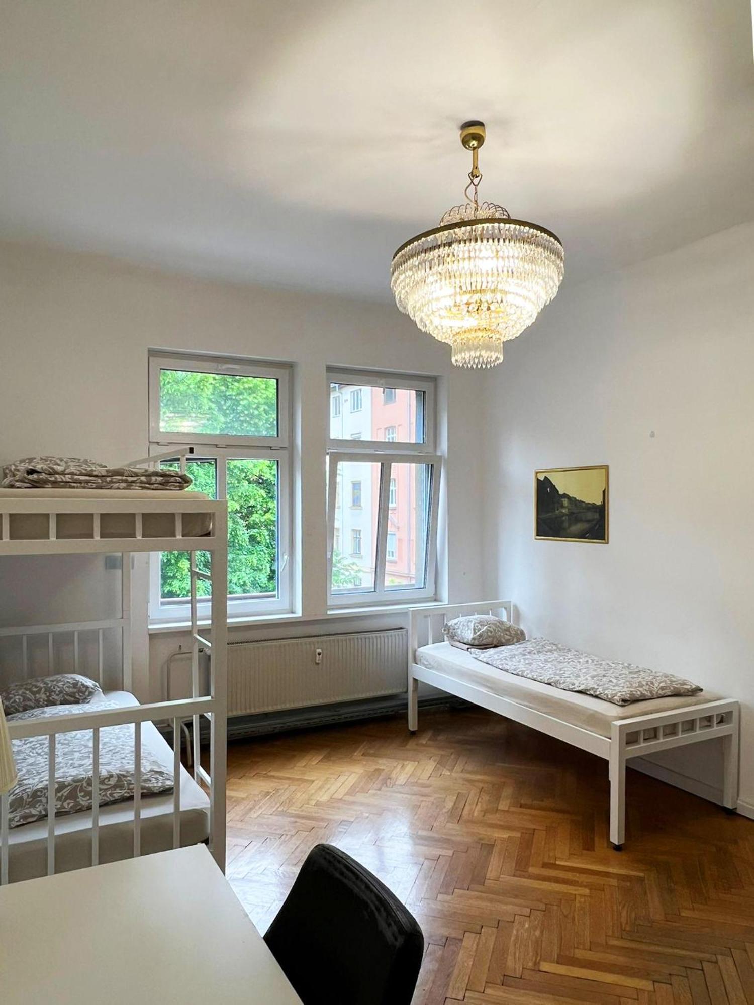 Rooms Miklosiceva Ljubljana Buitenkant foto