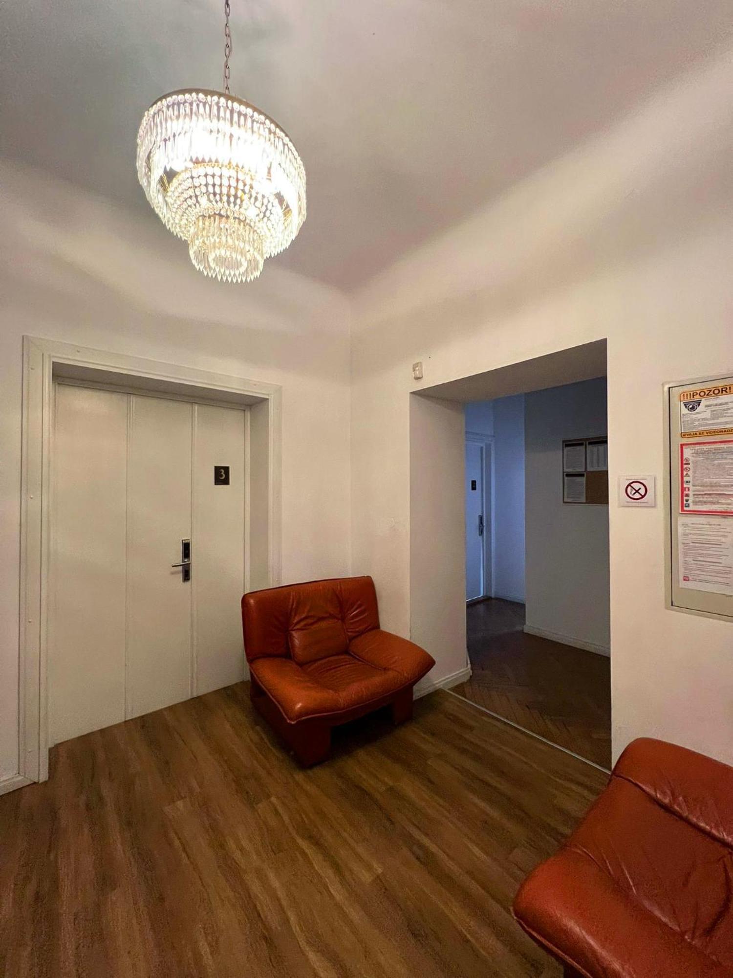 Rooms Miklosiceva Ljubljana Buitenkant foto