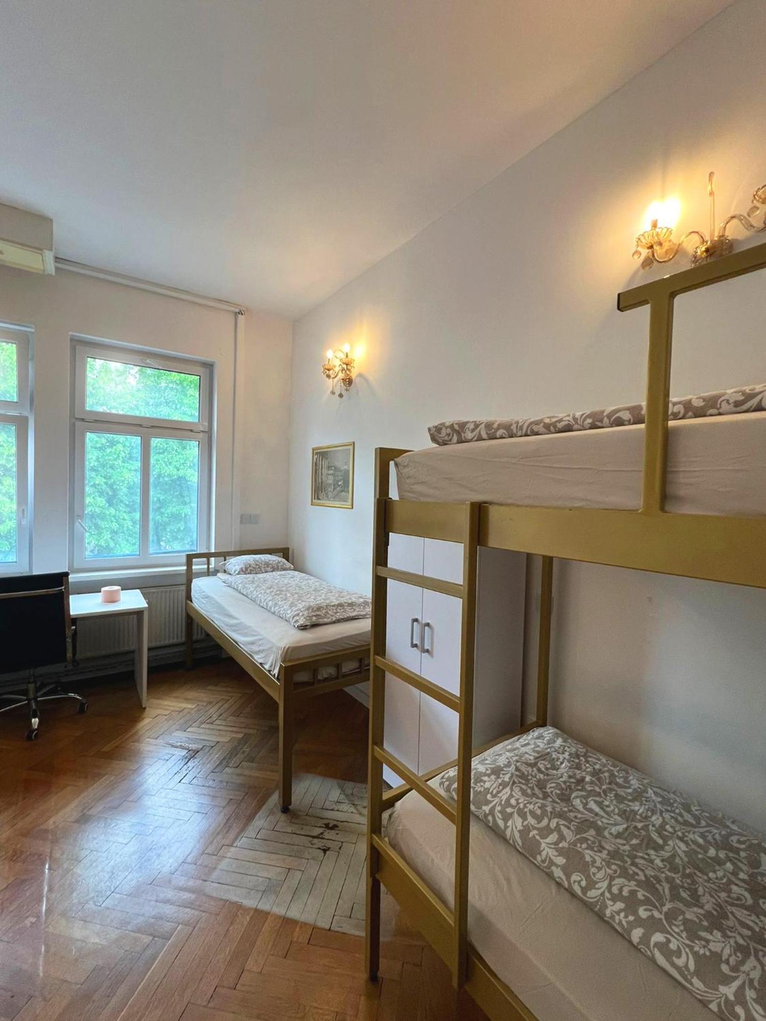 Rooms Miklosiceva Ljubljana Buitenkant foto